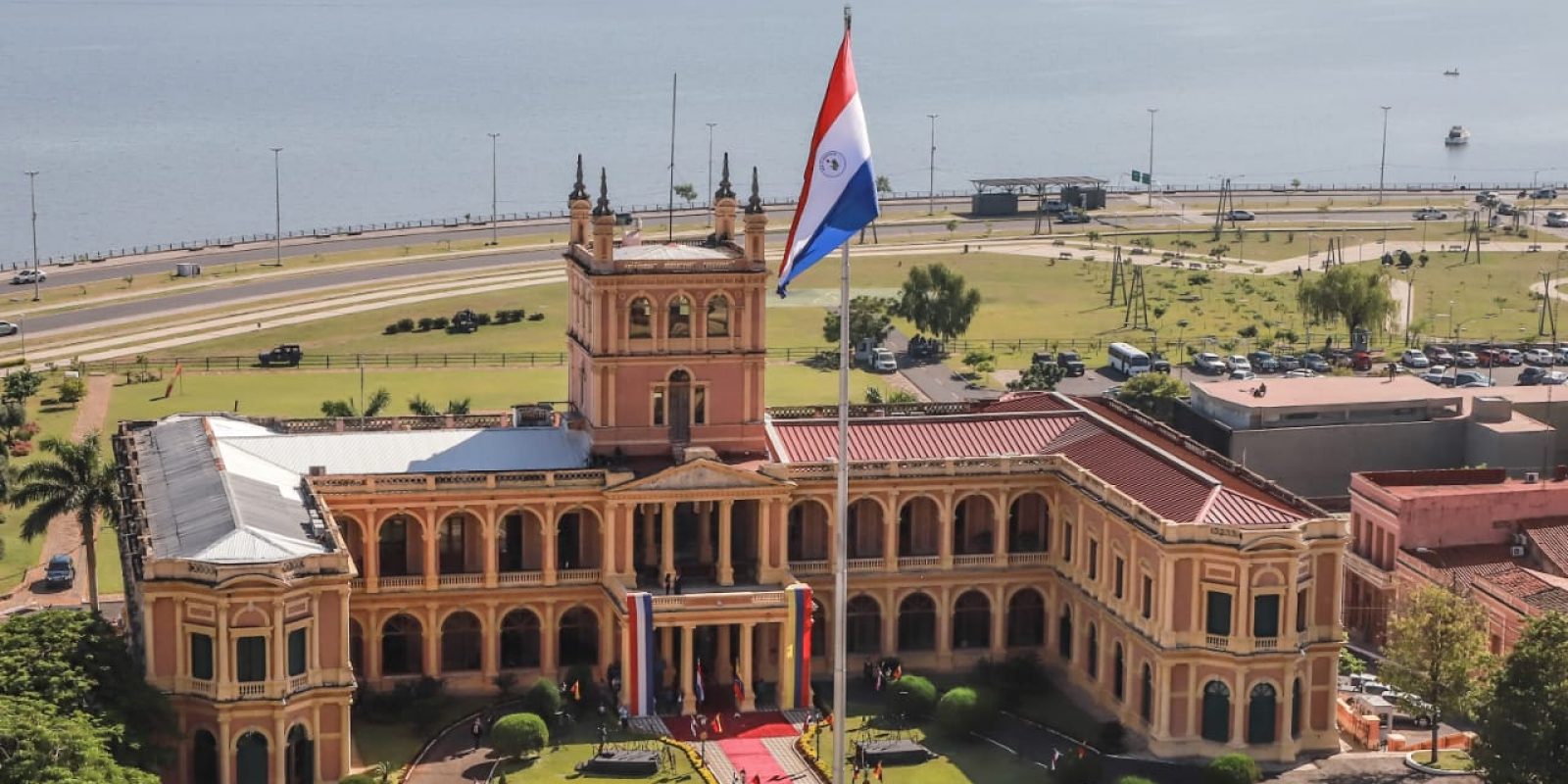 Costanera-Palacio-de-Gobierno-nuevo-fachada-2