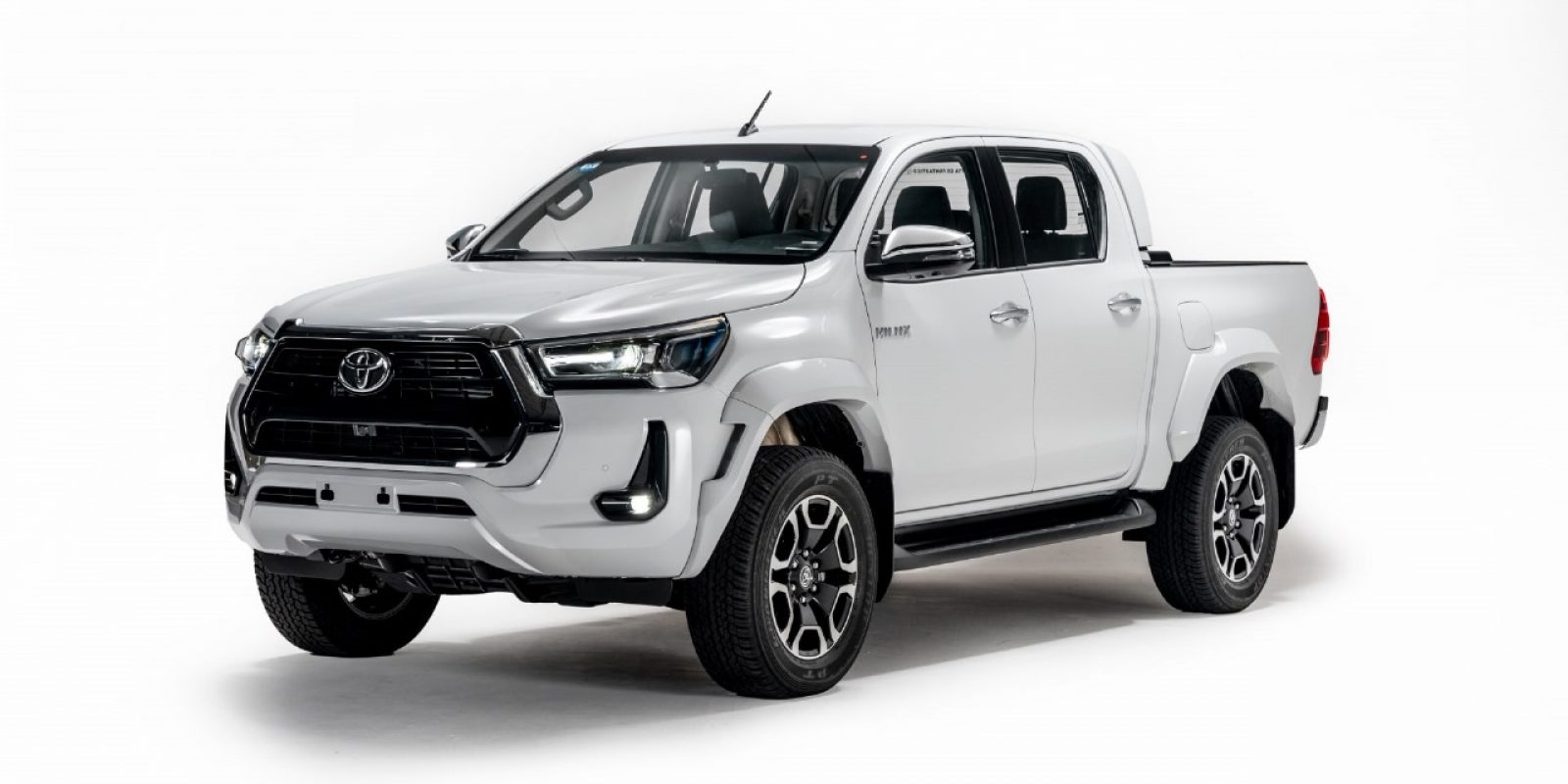 WhatsApp Image 2025-10-21 at 4.28.10 PM